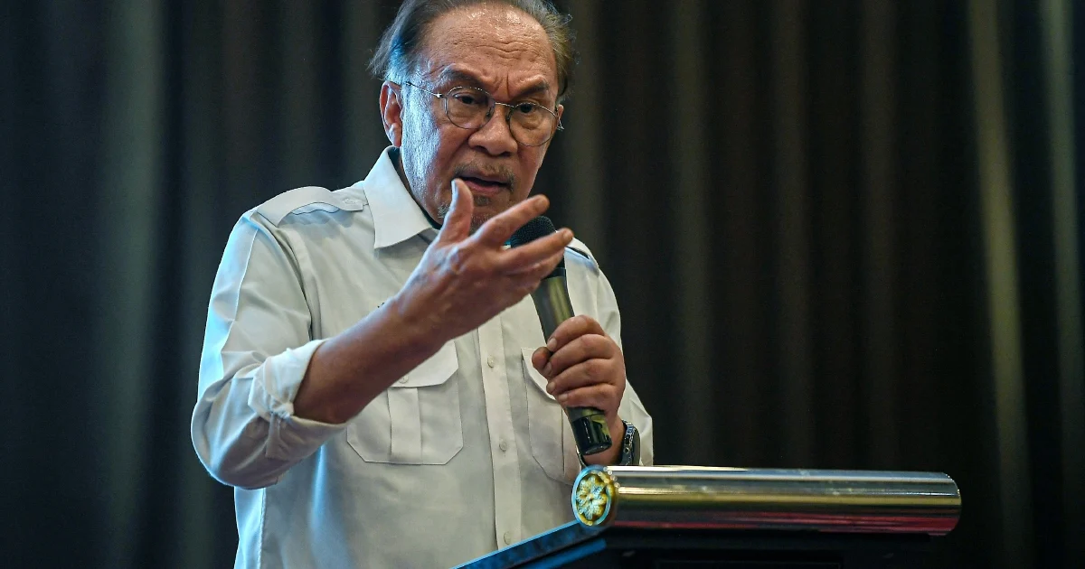 Federal Government Inherits Nearly RM1 Billion Annual Debt Burden from Felda, Says PM
