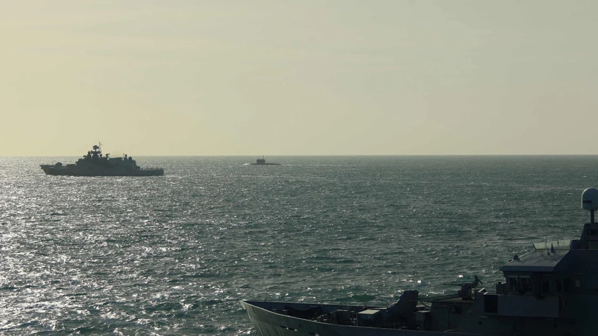 UK PM says Russian warship's warning shots 'reckless' not 'sinister'