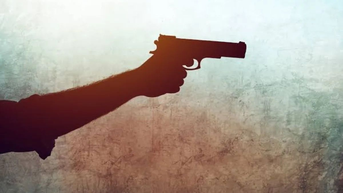 Two officials injured after licensed pistol accidentally fires at Varanasi airport during security screening
