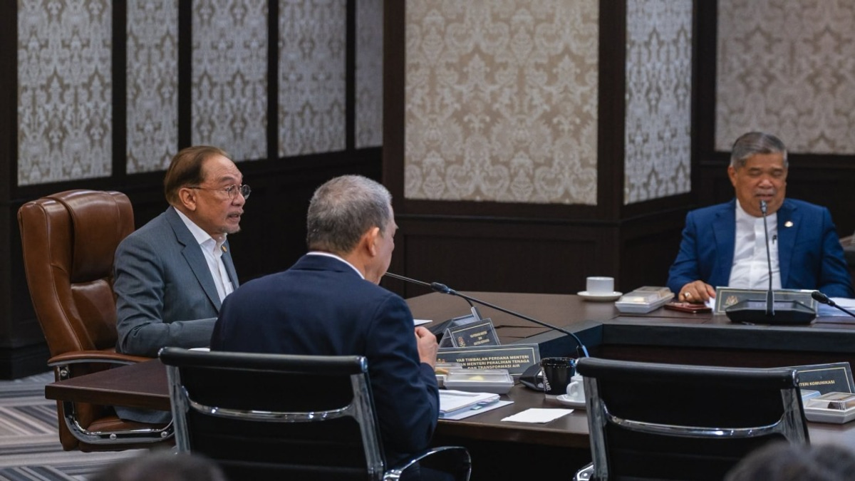 Malaysia Pushes to Resolve Thailand Trade Barriers on Shrimp and Livestock