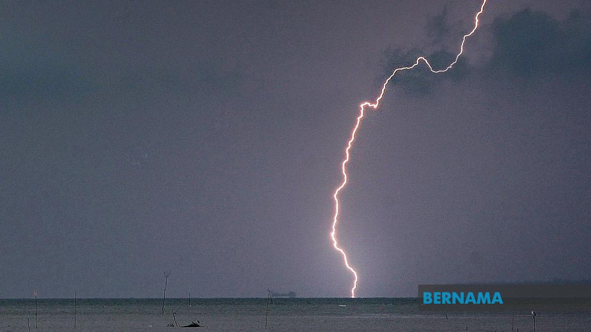 Eight States Face Thunderstorm and Heavy Rain Until Evening