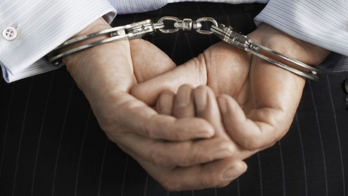 Three arrested for selling and forging medical leave certificates in Pekan