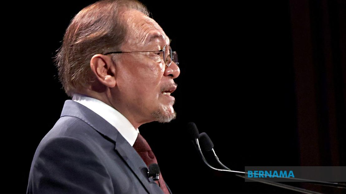 Anwar's Ashgabat Agenda: Deepening Malaysia-Turkmenistan Ties on Second Day of State Visit