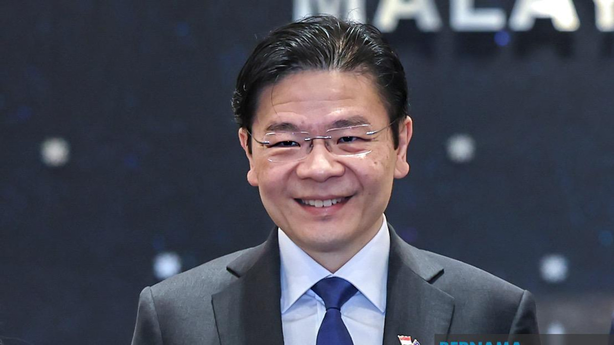 Singapore to Revamp Family Support as PM Wong Charts Course Through Uncertain Times