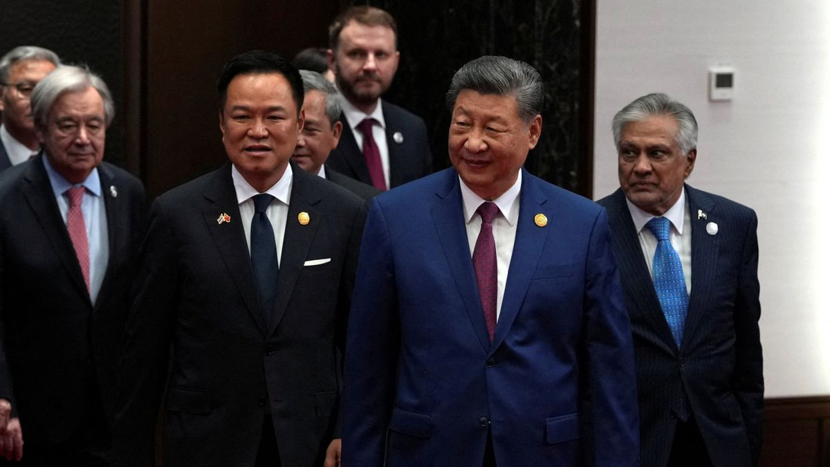 Thai PM's Musical Diplomacy Strikes a Chord Across Asia