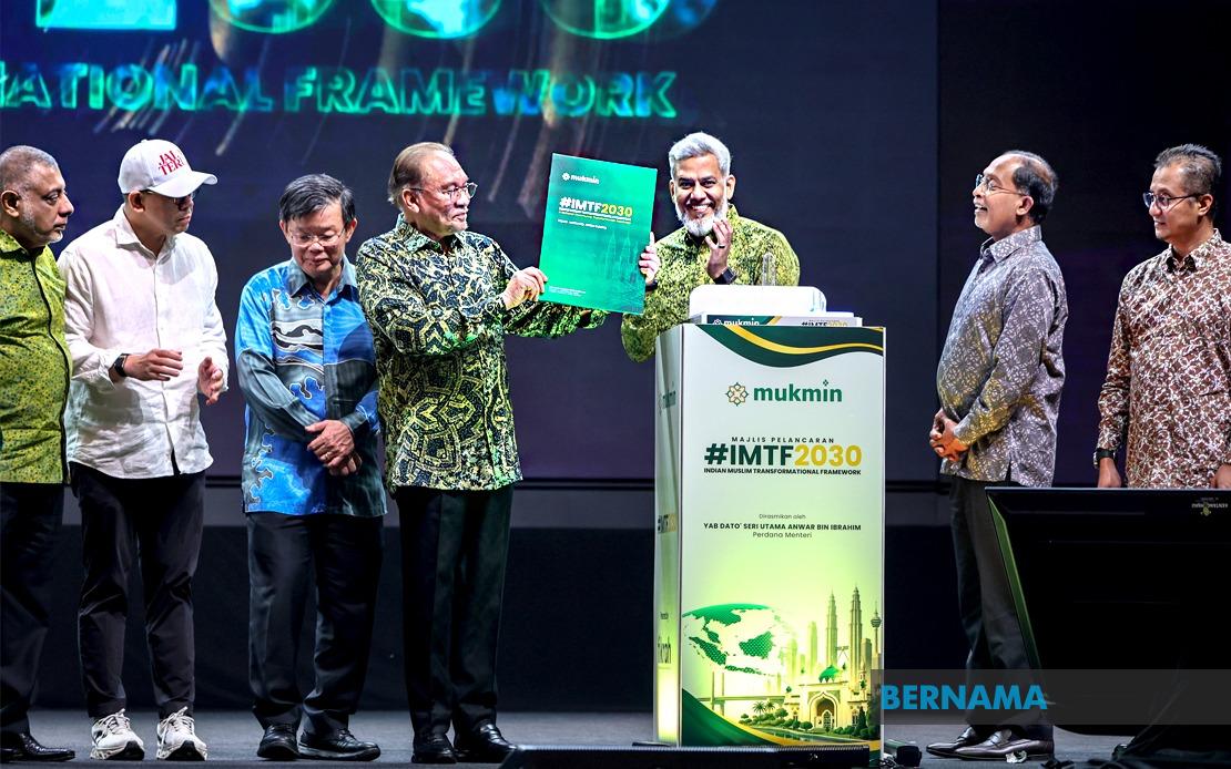 Anwar Orders Swift Resolution of Foreign Worker Recruitment Within One Month