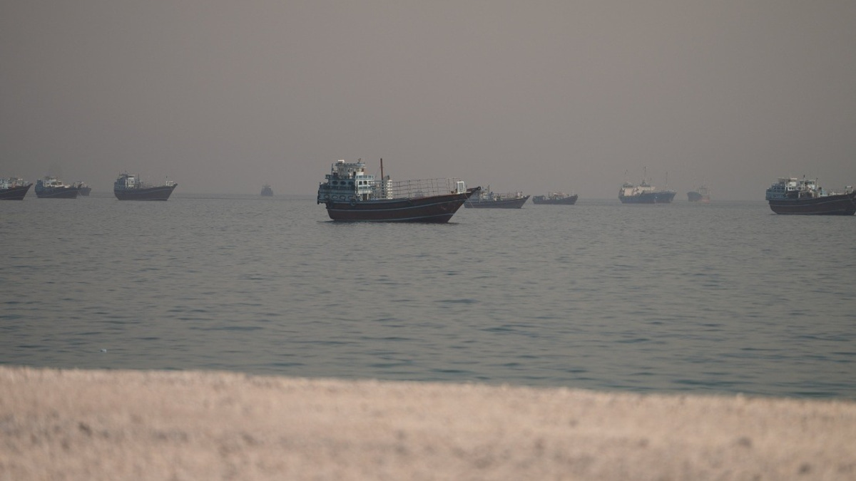 UK and France Prepare Multinational Naval Mission for Strait of Hormuz Security