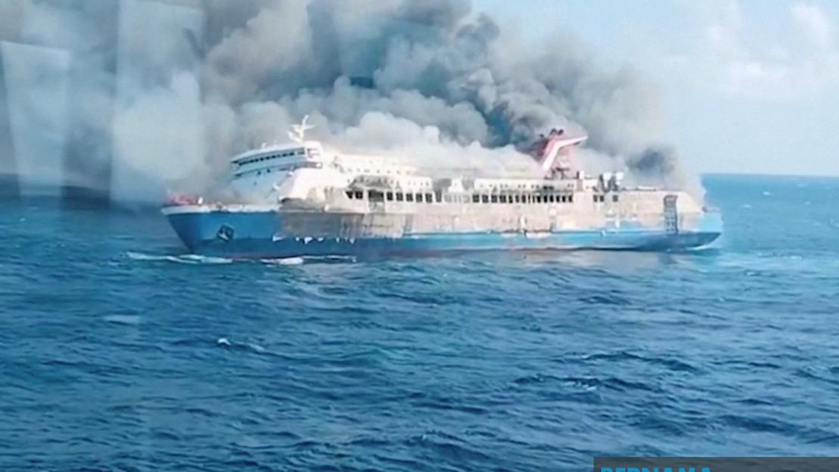 Indonesian Ferry Disaster Claims Five Lives; 41 Still Unaccounted For