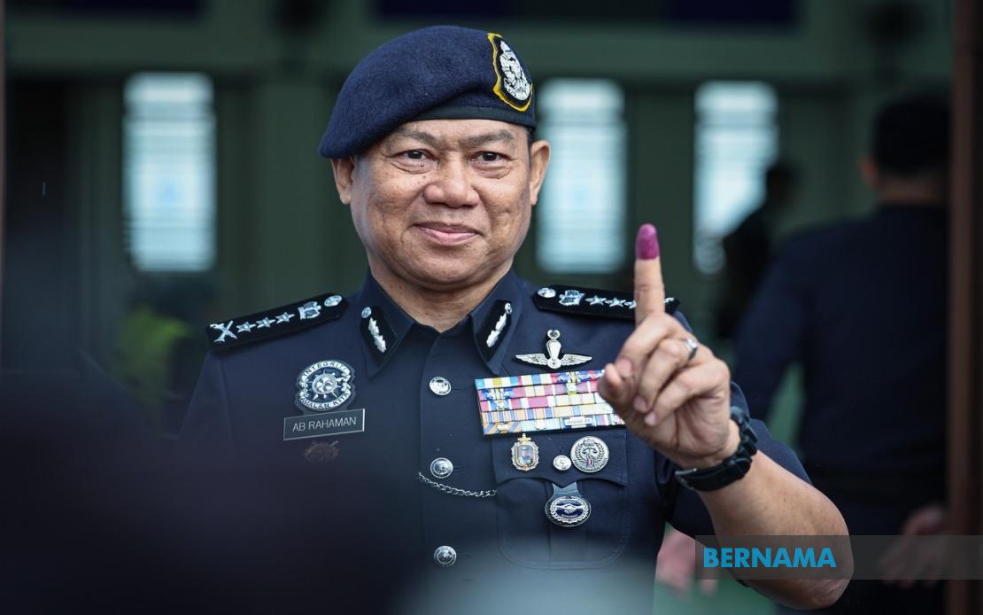 Johor Early Voting Sees Steady Police Turnout as Election Draws Near