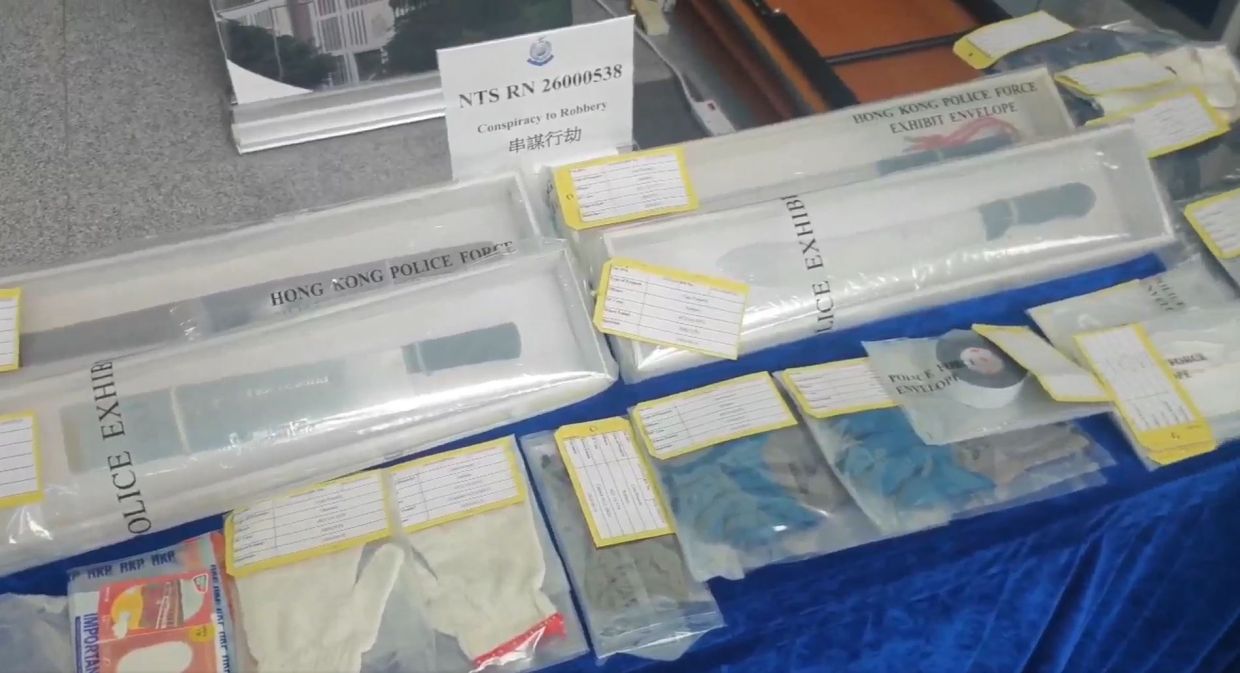 Seven arrested in HK$7 million Hong Kong airport gold heist; insider suspected