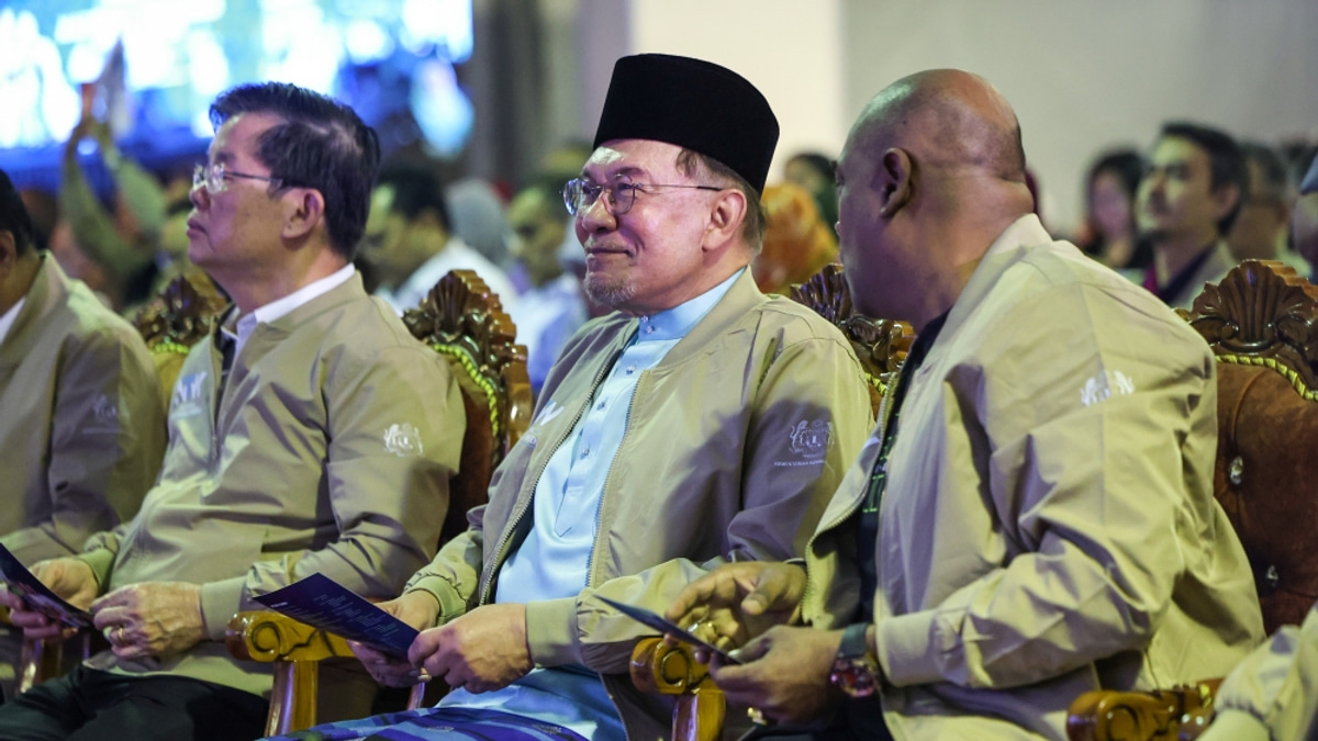 Anwar Signals Cabinet Will Endorse Tabung Haji Inquiry Report, Stressing Principle of Equal Justice