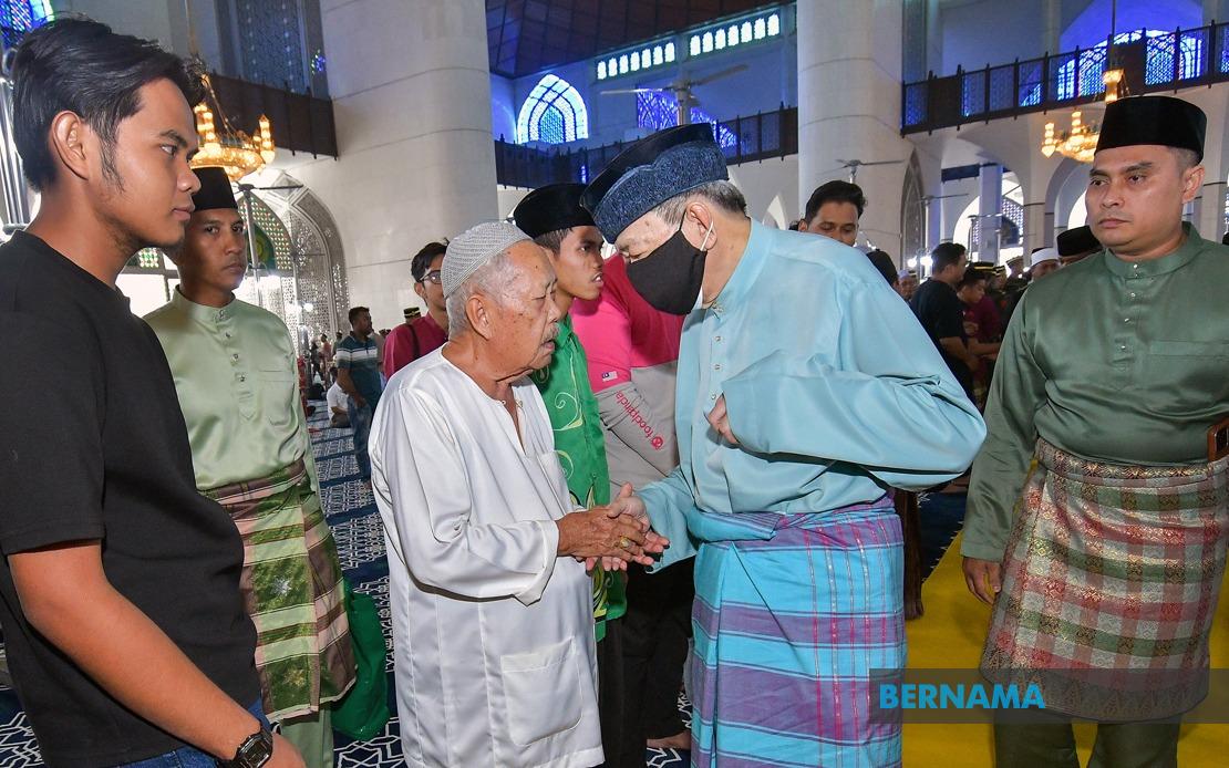 Selangor Sultan Issues Stern Warning Against Betrayal of Public Trust