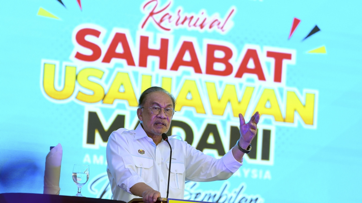 Anwar Dismisses Concerns Over Pro-Bumiputera and Islamic Policies