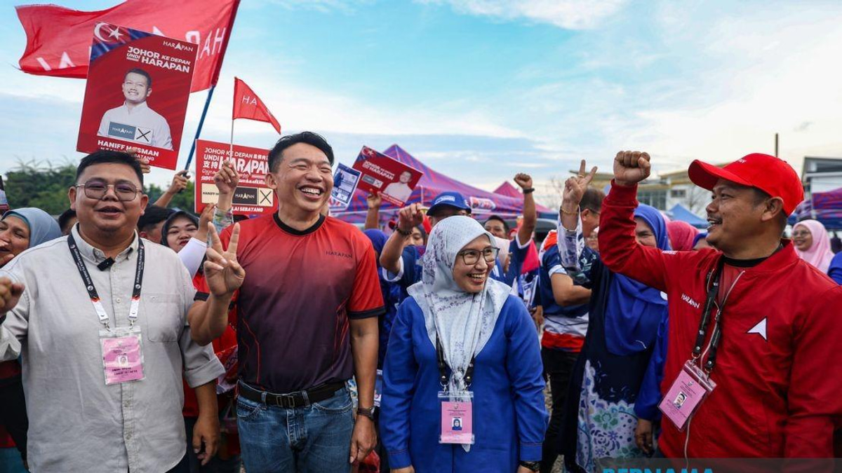 Johor Election Campaign Shows Democratic Maturity as Rival Candidates Exchange Warm Greetings