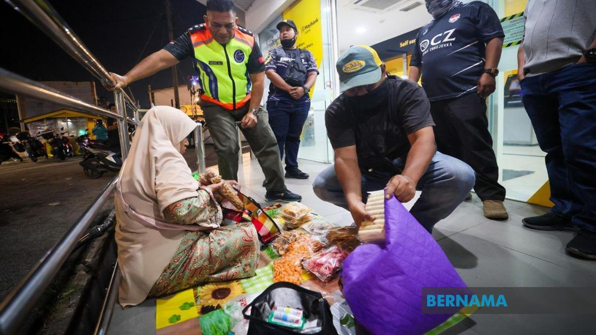 Three Thai Women Detained in Kota Bharu Over Sympathy-Selling Scheme