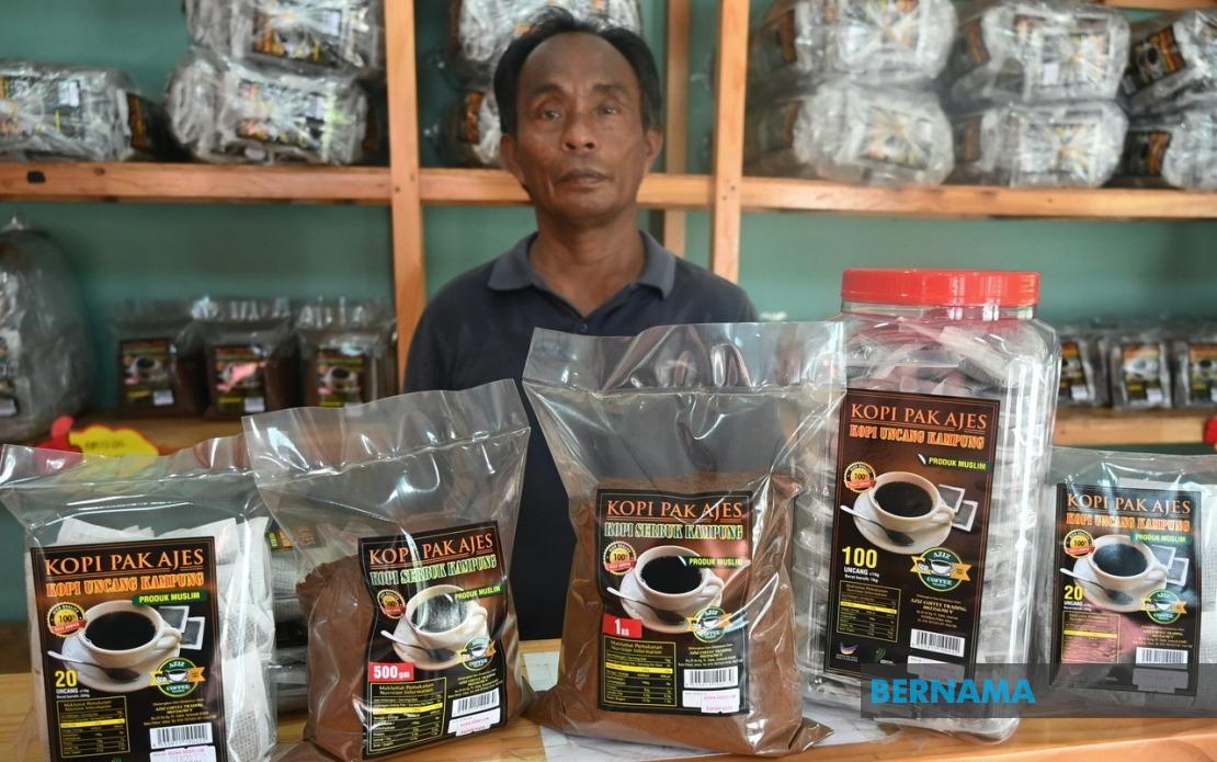 Johor Election Brings Boom Times for Pak Ajes' Coffee Enterprise