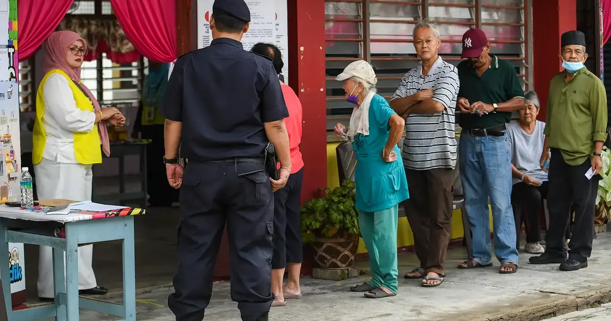 Bersatu voters may gravitate towards PH as backlash against PAS, analyst suggests