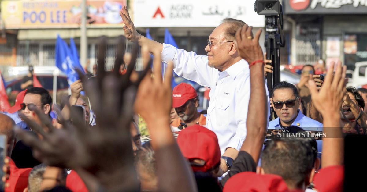 Anwar Makes Case for Change: PH Seeks Johor Mandate Amid Governance Questions