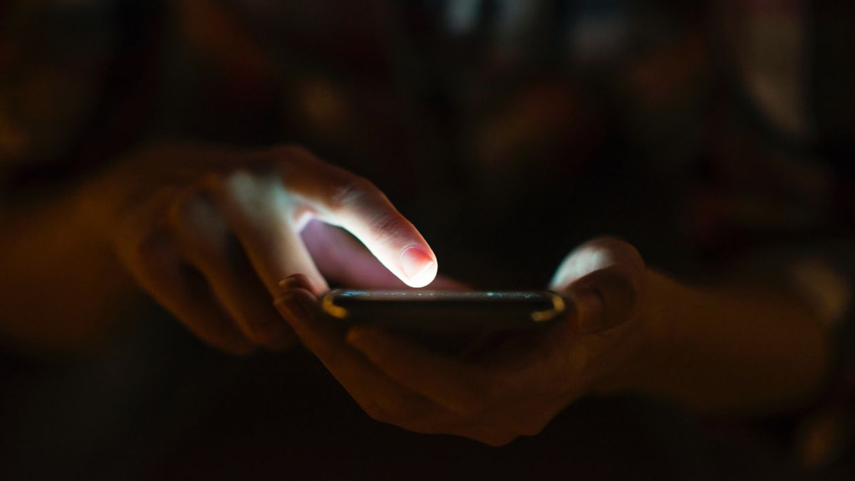 Malaysia's Social Media Ban for Under-16s: Mental Health Experts Debate Protective Measures and Unintended Costs