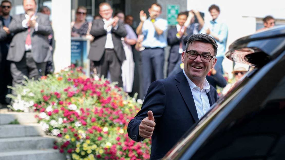Singapore PM Wong Welcomes Andy Burnham as New British Prime Minister