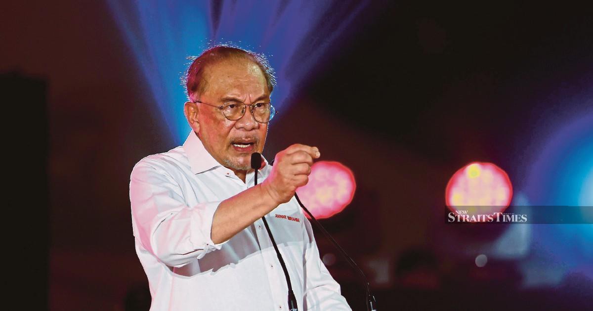 Anwar Calls on Negri Sembilan Voters to Re-elect PH for Uninterrupted Development
