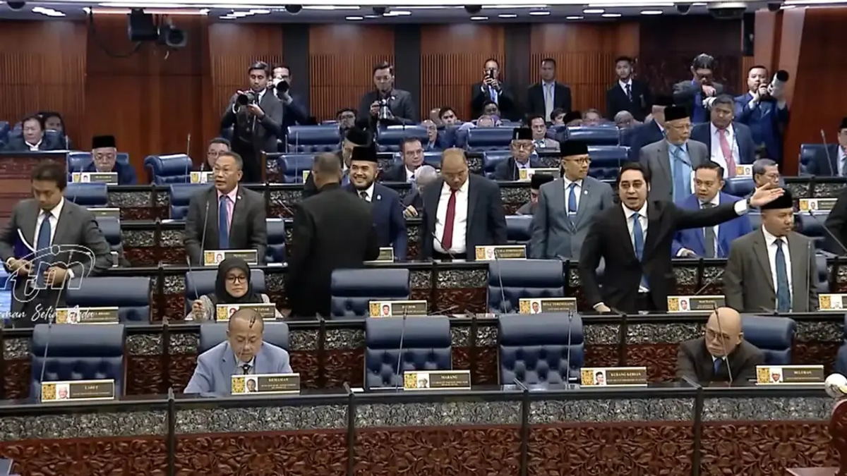 PN MPs stage walkout over speaker's refusal to postpone special Dewan Rakyat sitting