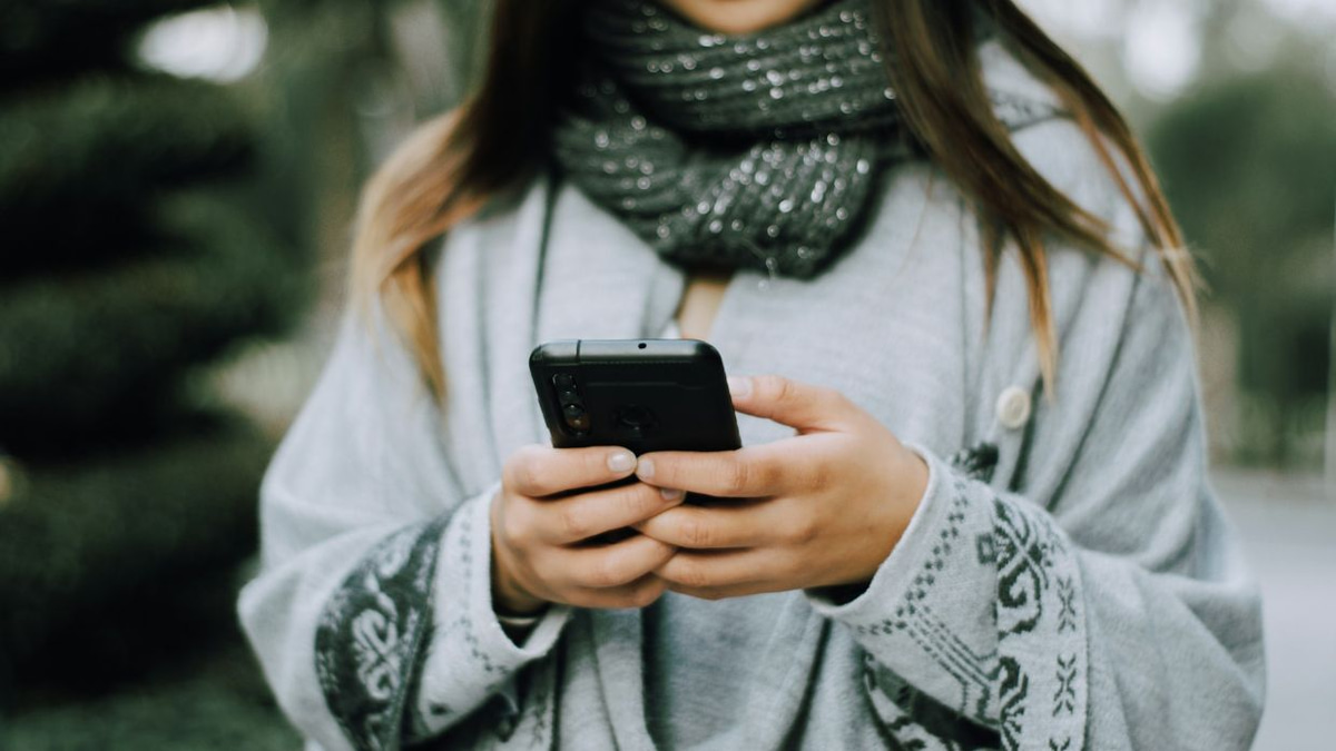 How online romance scams ensnare victims: The role of AI in modern fraud