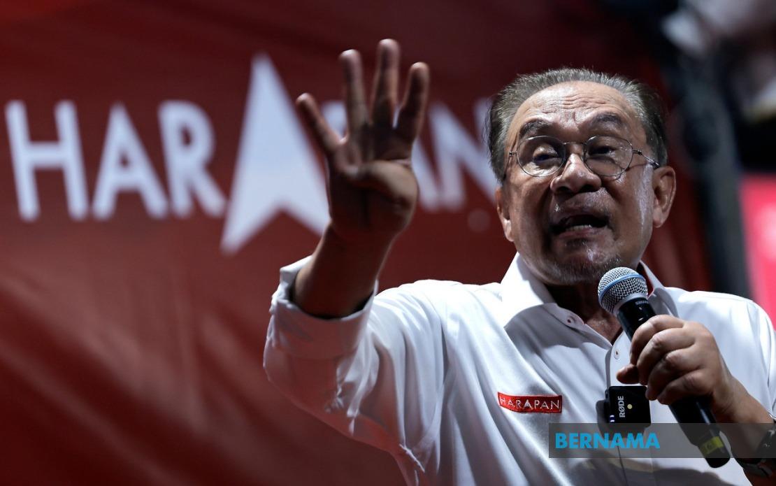 Anwar Urges Johor Voters To Select Leaders With Integrity, Warns Against Exploitation