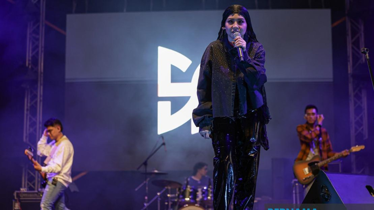 RIUH Pi HAWANA Concert Draws Enthusiastic Crowds to Butterworth Celebration
