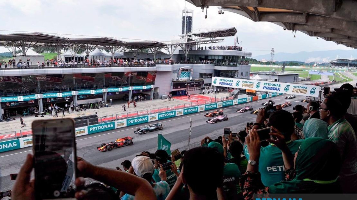 PM Anwar Unveils Affordable Formula 1 Tickets for Malaysians Ahead of October Bahrain Grand Prix at Sepang