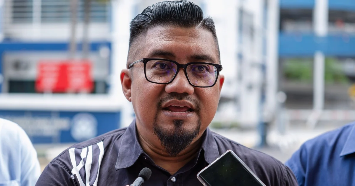 Activist Chegubard Denies Sedition Charge Over Negri Sembilan Royal Comments