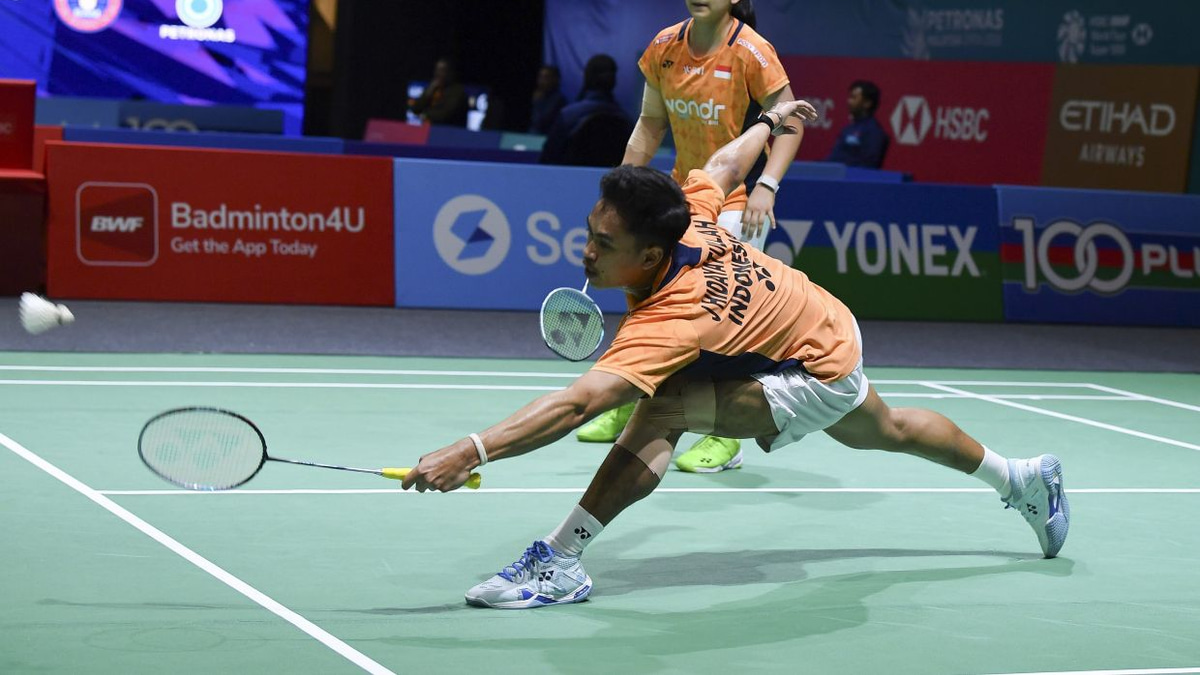 Indonesian badminton pairs withdraw from World Championships as integrity probe widens
