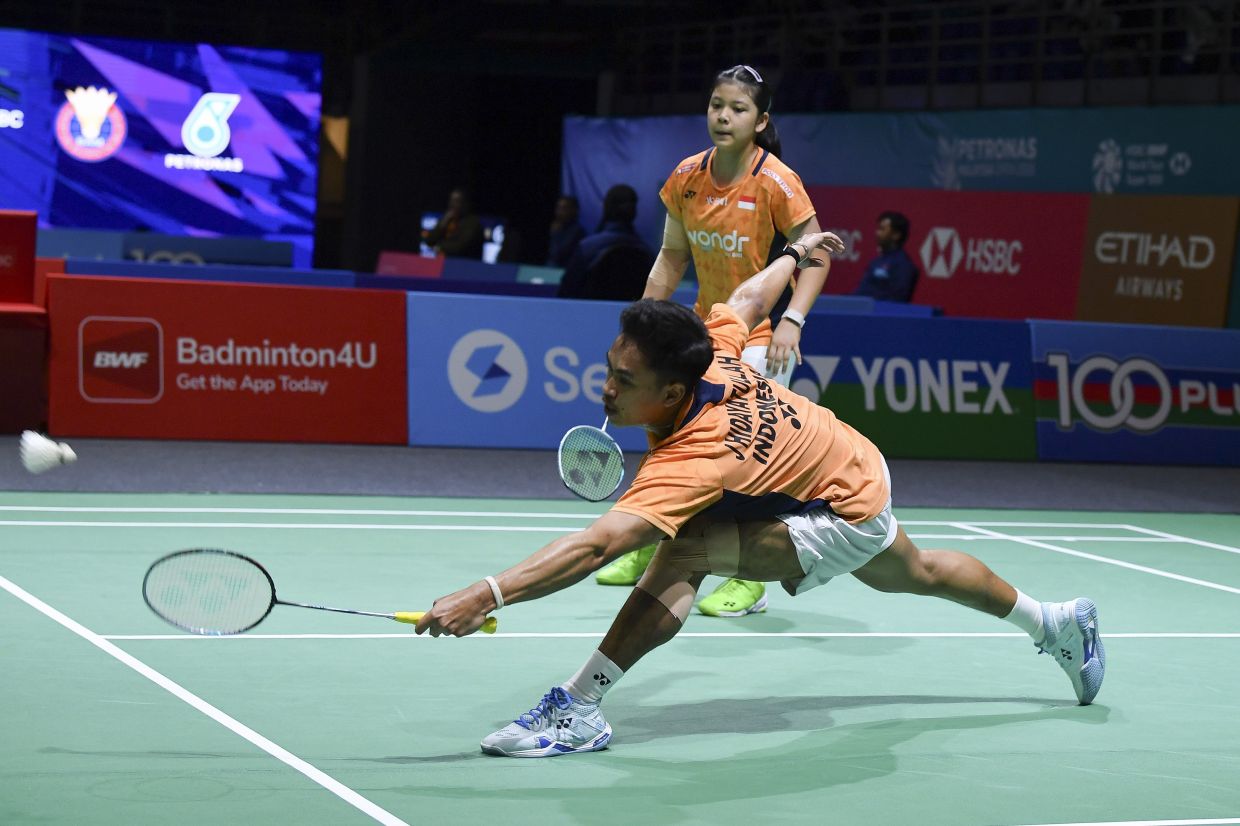 Indonesian badminton pairs withdraw from World Championships as integrity probe widens