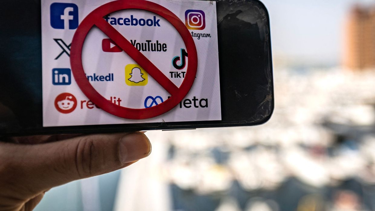UAE Joins Global Wave of Social Media Restrictions for Young Teens
