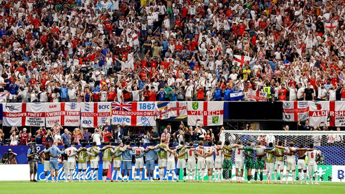 England Scrapes Past DR Congo Fright to Face Mexico in Knockout Stage