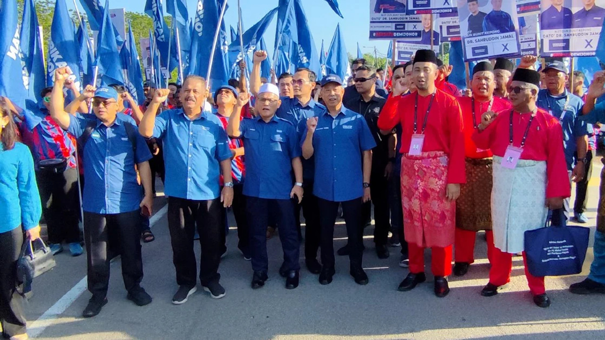 Muhyiddin lends support to Sahruddin's Bukit Kepong bid in Johor state election