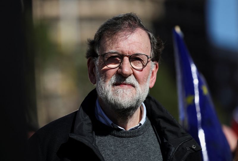 Spain apologises after ex-PM's column attacks 'Frenchness' of French national football team