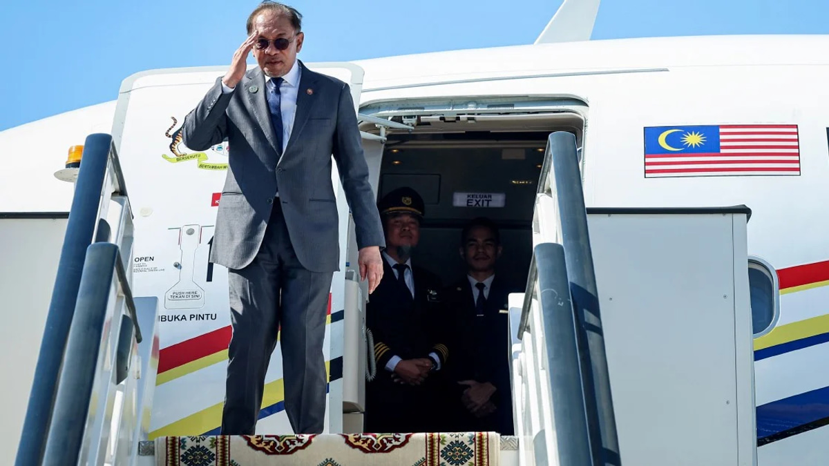 Anwar Returns from Turkmenistan Visit to Lead Penang Events and Investment Drive