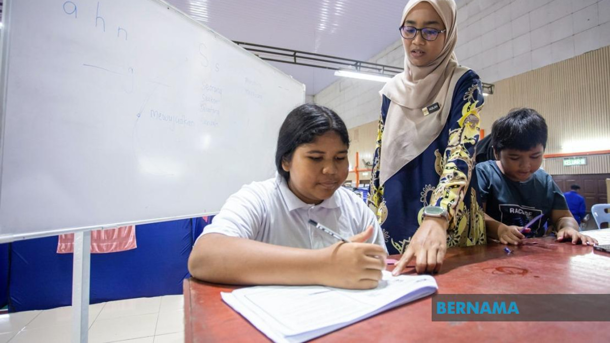 Malaysia's Education Ministry Steps Up Mental Health Support Following Teacher's Death