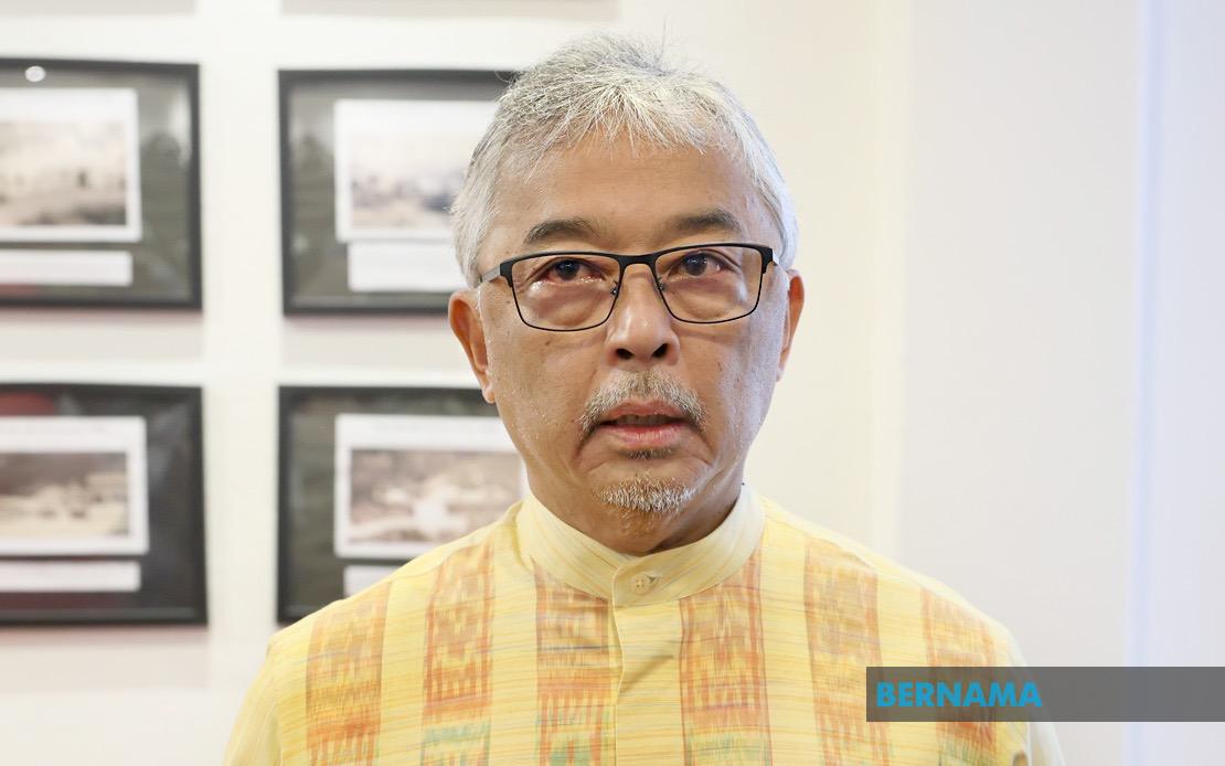 Pahang Ruler Marks Sekolah Sultan Ahmad's Century of Excellence