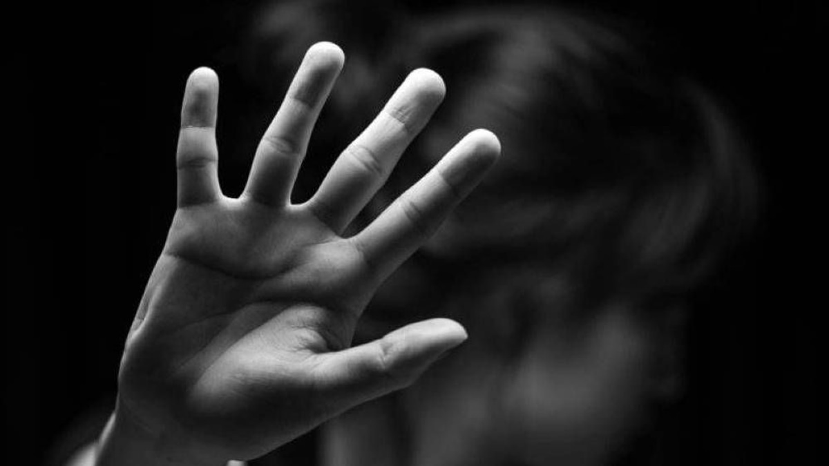 Brunei Father Sentenced to 27 Years and Caning for Raping 10-Year-Old Daughter