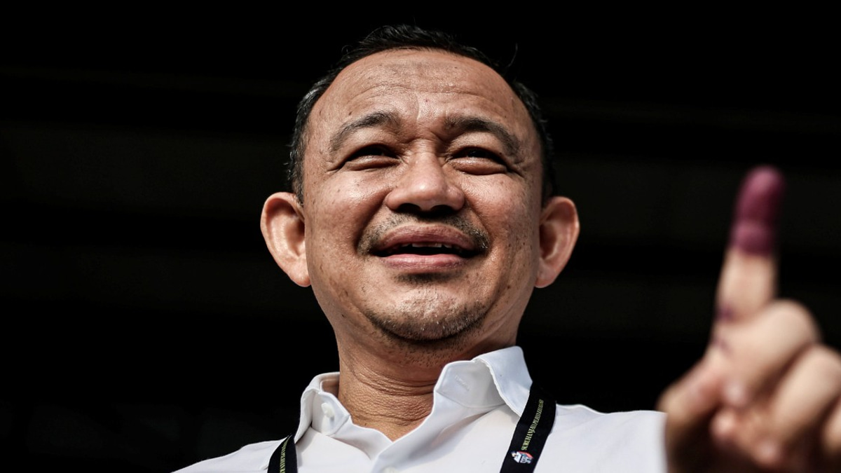 Maszlee Poised to Win Puteri Wangsa as BN Gains Ground in Johor Contest