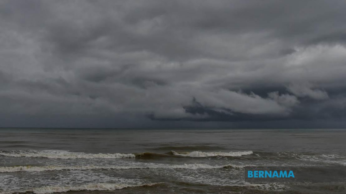 MetMalaysia warns of severe thunderstorms and heavy rain across multiple states until evening