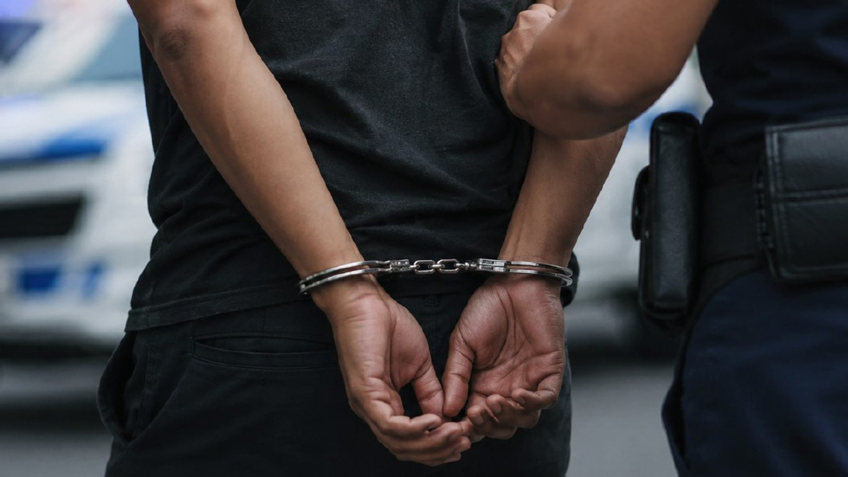 Twelve Malaysian Policemen Arrested for Alleged RM2 Million Extortion Scheme