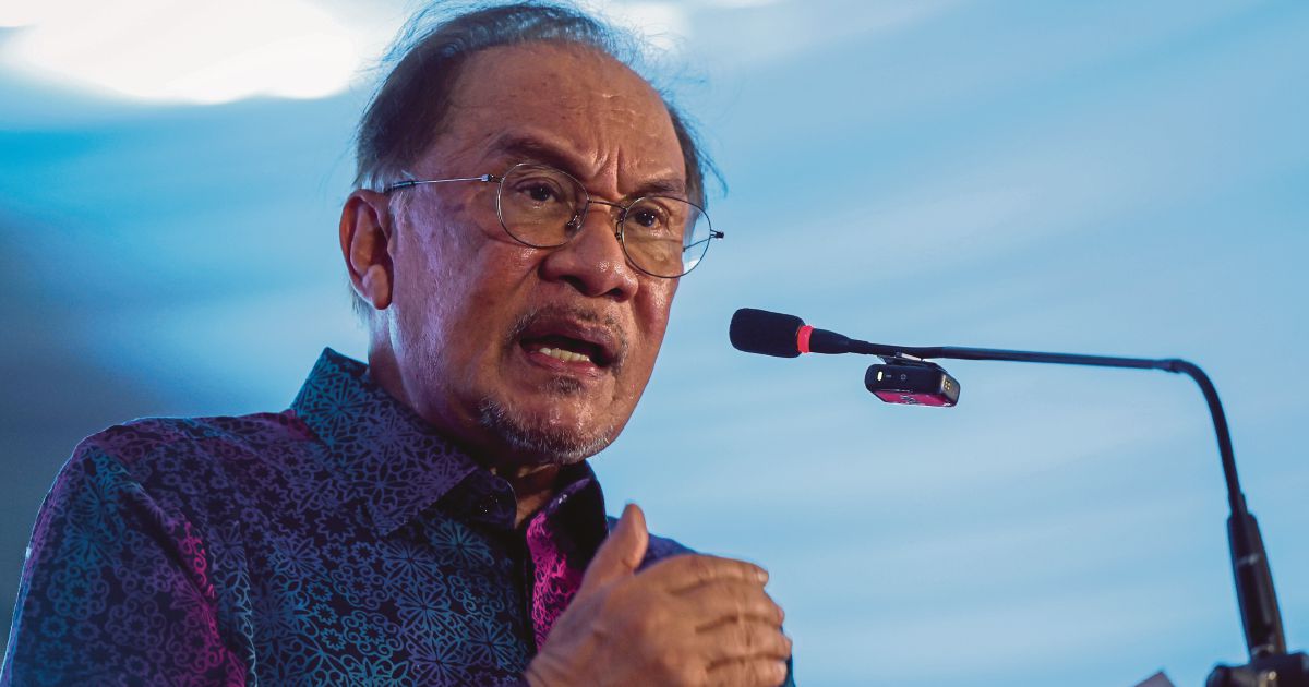 Anwar Deflects Criticism Over Parliament Absence, Urges Focus on Tabung Haji Inquiry