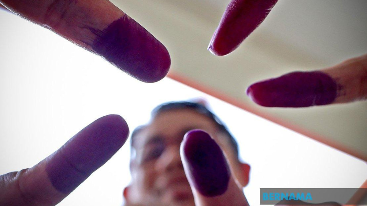 Young voters poised to decide tight races in Johor state election