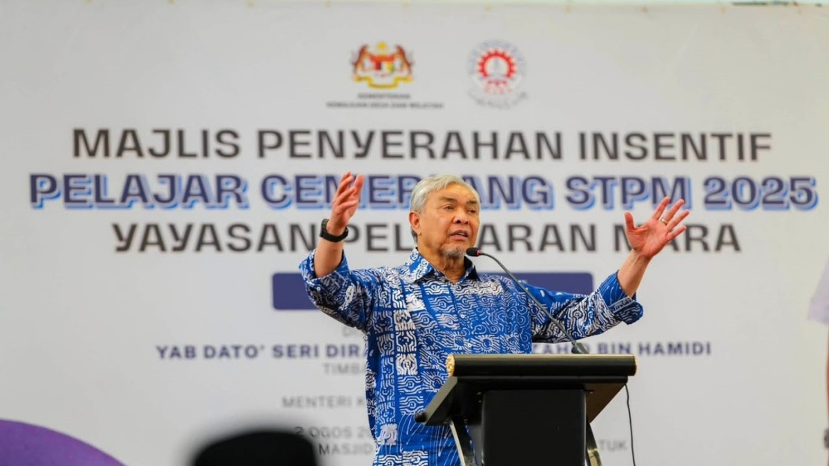 YPM Recognises 38 Bagan Datuk Students For STPM Academic Achievement