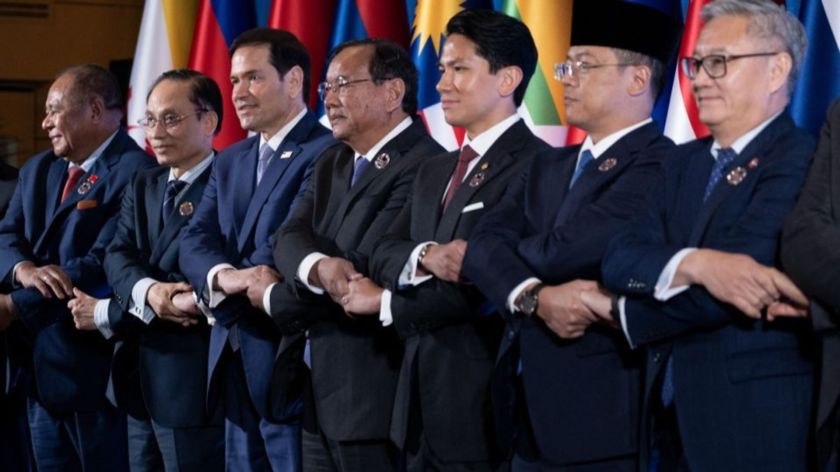 Asean Pushes for Hormuz Shipping Safety Amid Middle East Turmoil