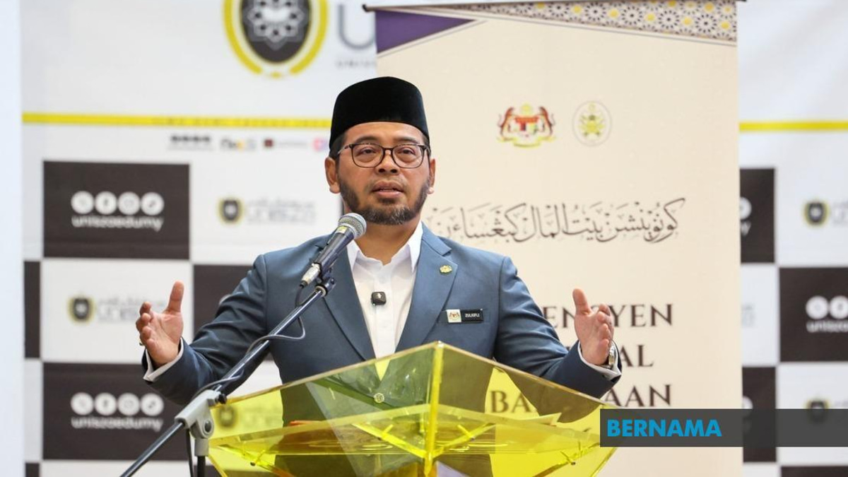 Baitulmal Must Evolve Into Wealth-Creating Institution, Says Zulkifli