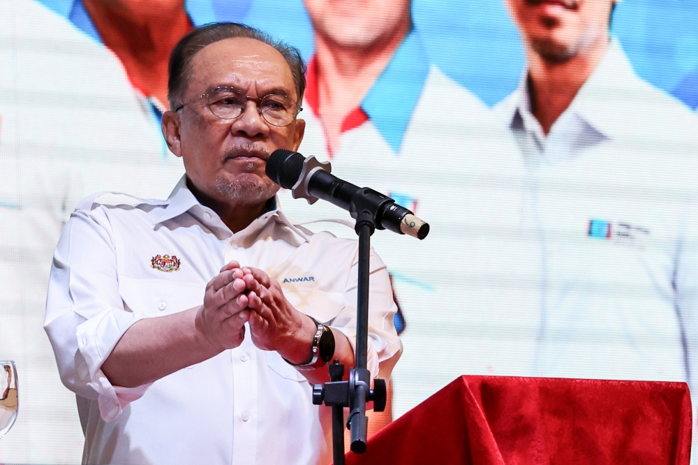 Anwar Ibrahim Responds to Tabung Haji RCI Report: RM12 Billion Gone Missing